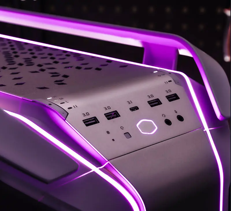 Cooler Master COSMOS C700M Connectivity Panel