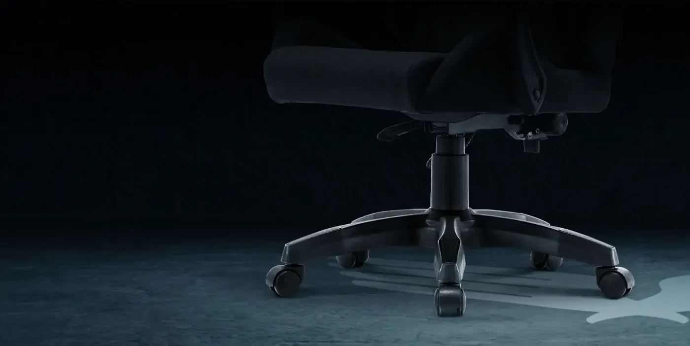 Reinforced five-point nylon base with smooth-rolling racing casters