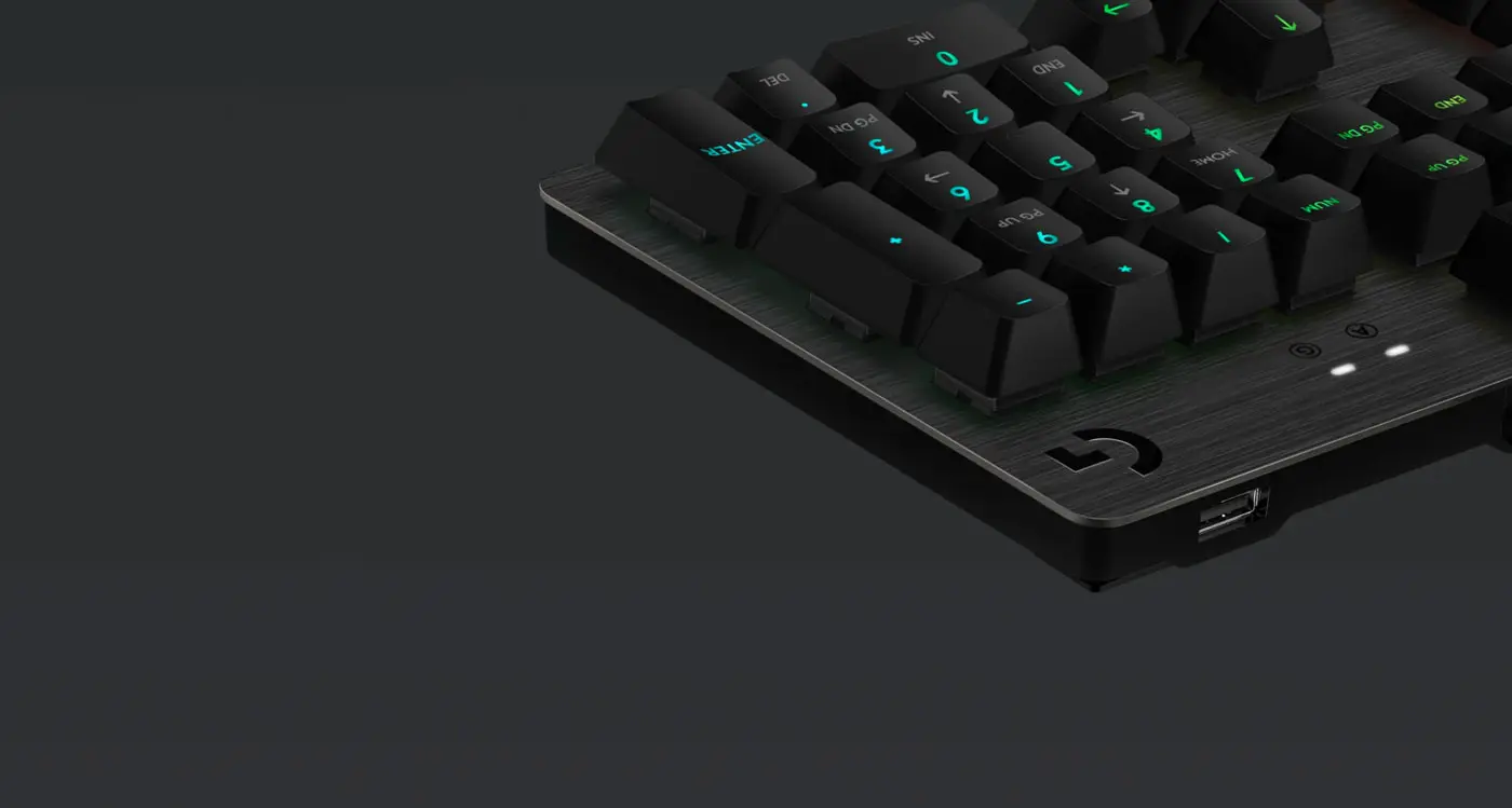 LOGITECH G513 Durable Memory Foam Palm Rest Desktop View