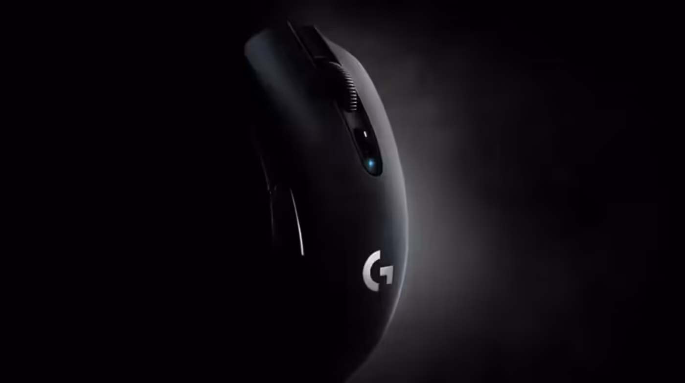 Logitech G305 wireless gaming mouse illustrating its long runtime from a single AA battery