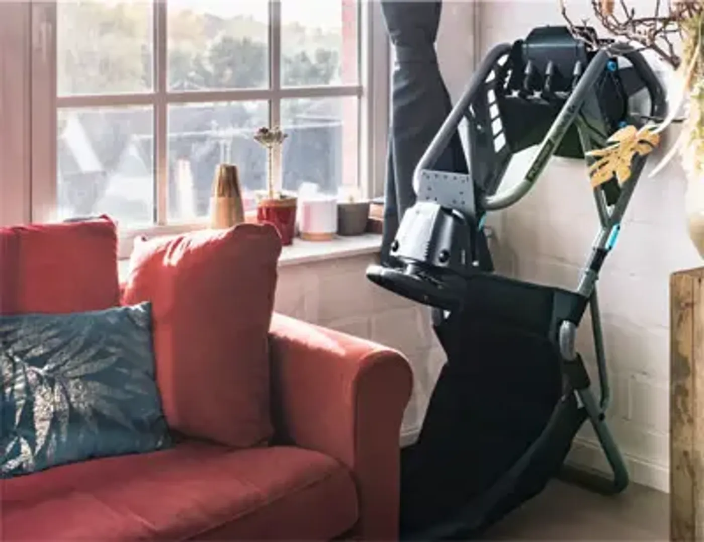 Lightweight Playseat Trophy frame shown in full