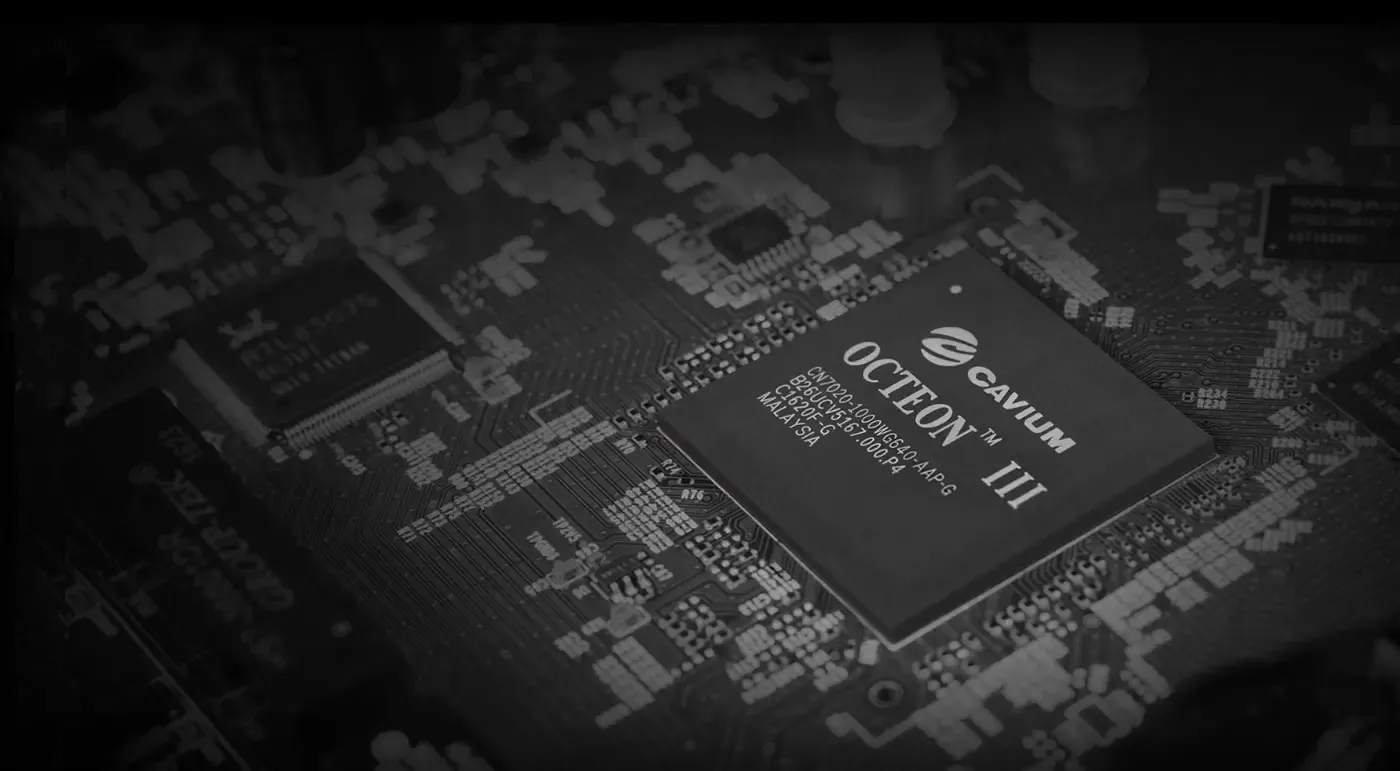 High-performance hardware inside the TP-Link AC-500 controller